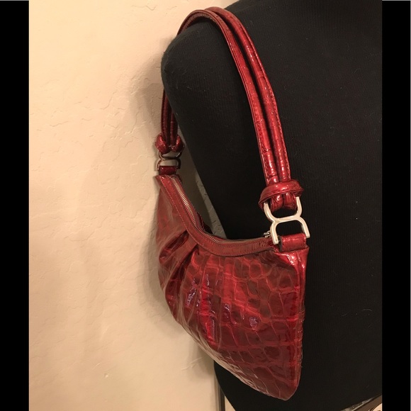 NEW DANA BUCHMAN PATENT PURSE - Picture 4 of 8